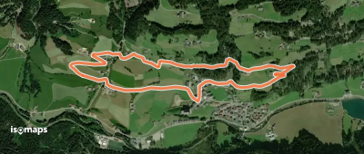 Weg übers Dorf